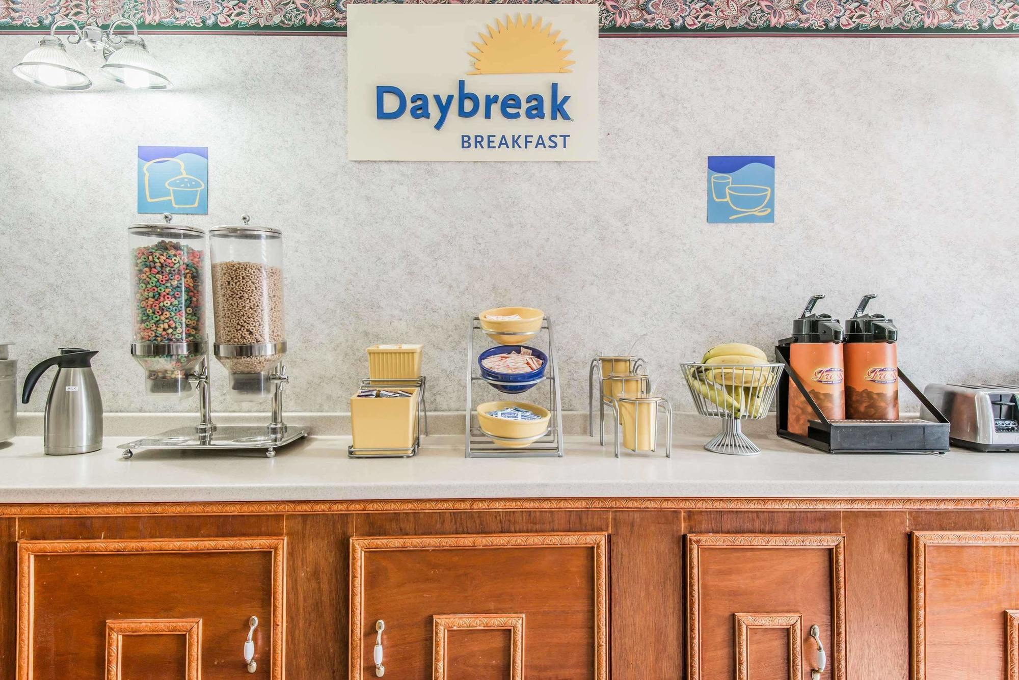 Days Inn By Wyndham Berlin Voorhees Zewnętrze zdjęcie